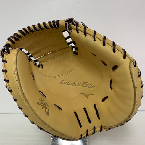 ミズノ MIZUNO グローバルエリート 軟式 大人 一般 キャッチャーミット 捕手 グローブ グラブ 右投げ 1AJCR32510 中古品 グローブ袋付き 野球 7956