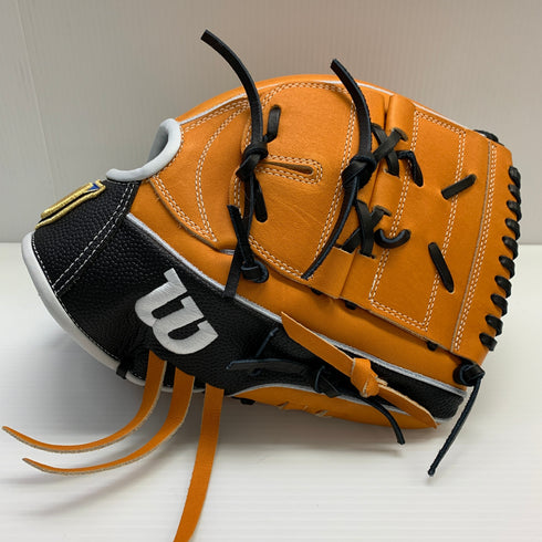 ウィルソン Wilson ウィルソンスタッフ 硬式 大人 一般 投手用 グローブ ピッチャー グラブ 右投げ グローブ袋付き 野球 7024