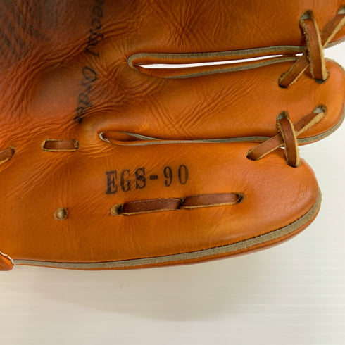 久保田スラッガー KUBOTA SLUGGER KSN-24MS 江頭重利 90歳記念限定 軟式 大人 一般 内野手用 グローブ グラブ 右投げ 中古品 グローブ袋付き 野球 9245