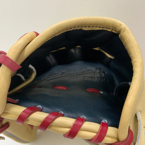 ウィルソン Wilson ウィルソンスタッフ 硬式 大人 一般 内野手用 グローブ グラブ 右投げ WBW102298 中古品 野球 7991