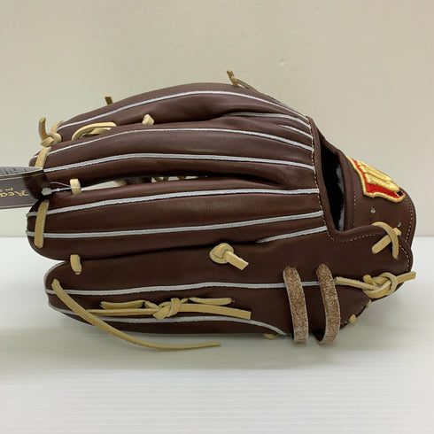 ウィルソン Wilson ウィルソンスタッフ Wilson Staff WBW102921 硬式 大人 一般 外野手用 グローブ グラブ 右投げ タグ付き グローブ袋付き 野球 8984