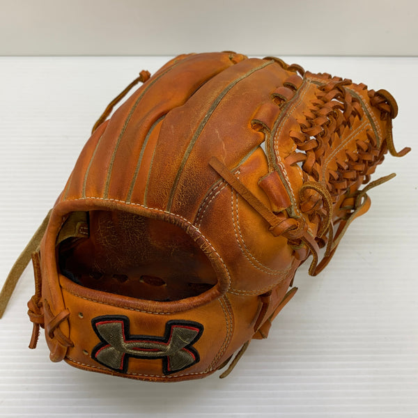 アンダーアーマー Under Armour UA 軟式 大人 一般 内野手用 グローブ グラブ 右投げ QBB0277 中古品 野球 8119