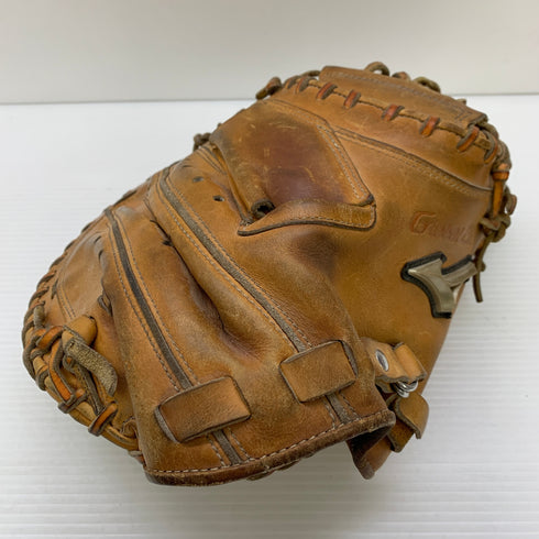 ミズノ MIZUNO グローバルエリート 硬式 大人 一般 キャッチャーミット 捕手 グローブ グラブ 右投げ 1AJGH18300 中古品 野球 8167