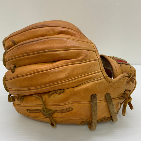 ウィルソン Wilson ウィルソンスタッフ Wilson Staff 硬式 大人 一般 内野手用 グローブ グラブ 右投げ 中古品 野球 8920