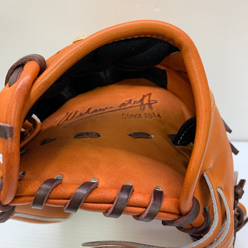 ウィルソン Wilson ウィルソンスタッフ Wilson Staff WBW104685 硬式 大人 一般 内野手用 グローブ グラブ 右投げ タグ付き 箱・グローブ袋付き 野球 1059