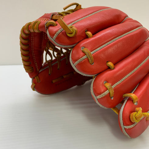 ウィルソン Wilson ウィルソンスタッフ Wilson Staff RWO6KK 軟式 大人 一般 内野手用 グローブ グラブ 右投げ 中古品 野球 8760