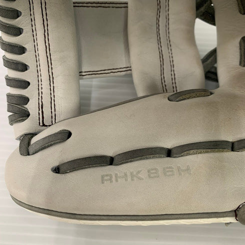 中古品 ウィルソン Wilson ワナビーヒーロー 軟式 内野手用グローブ コユニ RHK86H 4047