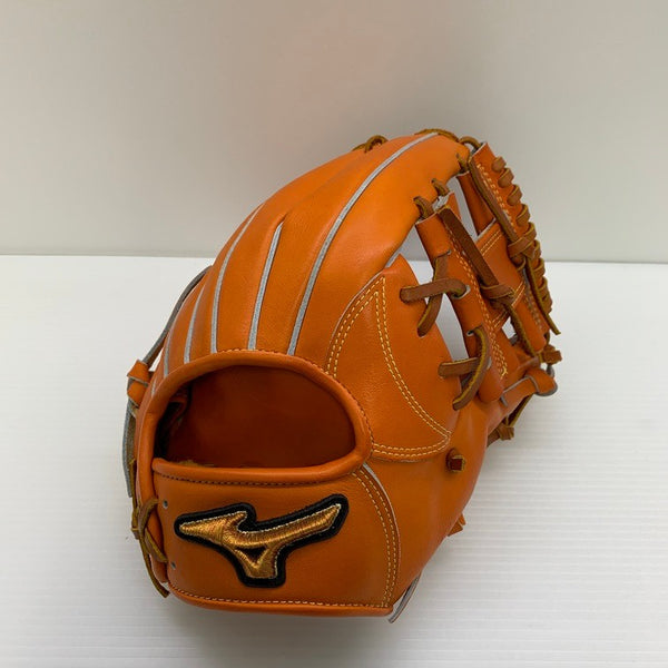 中古品 ミズノ MIZUNO ミズノプロ Classic 硬式 内野手用グローブ 1AJGH32113 5706