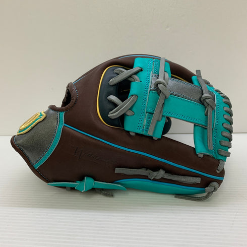 ウィルソン Wilson ワナビーヒーロー 軟式 大人 一般 内野手用 グローブ グラブ 右投げ WBW104388 タグ付き 野球 8111