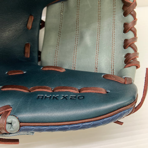 ウィルソン Wilson ワナビーヒーロー 軟式 大人 一般 内野手用 グローブ グラブ 左投げ 中古品 野球 8996
