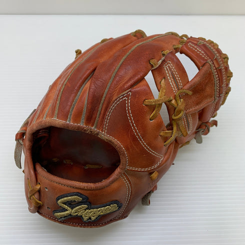 久保田スラッガー KUBOTA SLUGGER 硬式 大人 一般 内野手用 グローブ グラブ 右投げ KSG-AR4 中古品 野球 6069