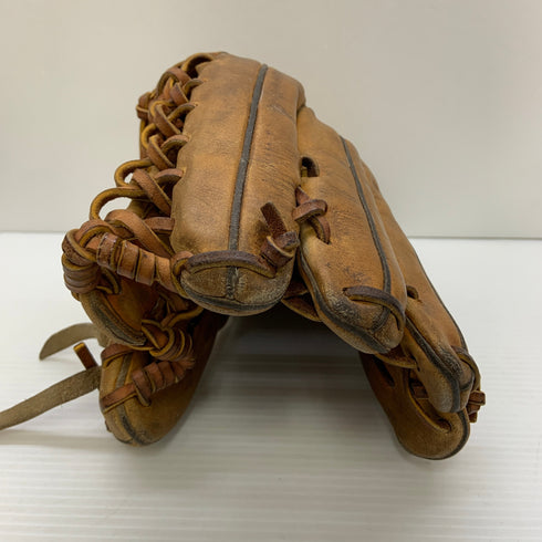 ミズノ MIZUNO 軟式 大人 一般 外野手用 グローブ グラブ 右投げ 2GN48307 グローブ袋付き 野球 7911