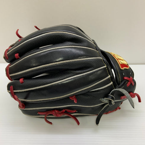 ウィルソン Wilson ウィルソンスタッフ Wilson Staff 軟式 大人 一般 内野手用 グローブ グラブ 右投げ 中古品 野球 9611