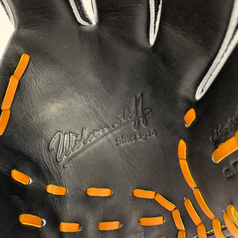 ウィルソン Wilson ウィルソンスタッフ 軟式 大人 一般 内野手用 グローブ グラブ 右投げ WBW100581 タグ付き 野球 7426