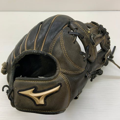 ミズノ MIZUNO グローバルエリート 軟式 大人 一般 内野手用 グローブ グラブ 右投げ 1AJGR90003 中古品 野球 8067