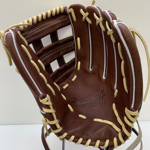 ウィルソン Wilson ウィルソンスタッフ Wilson Staff HWY50D 硬式 大人 一般 外野手用 グローブ グラブ 右投げ タグ付き グローブ袋付き 野球 8983
