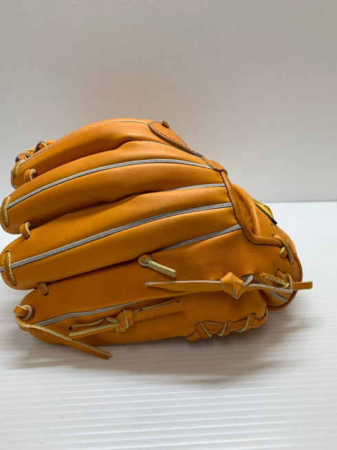 中古品 ミズノ MIZUNO ミズノプロ CRAFTED EDTION 硬式 内野手用グローブ TM型 1AJGH29003 刺繍有り 4376