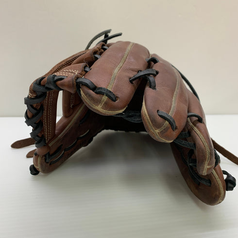 ゼット ZETT ウイニングロード BRGB33110 軟式 大人 一般 内野手用 グローブ グラブ 右投げ 中古品 野球 8671