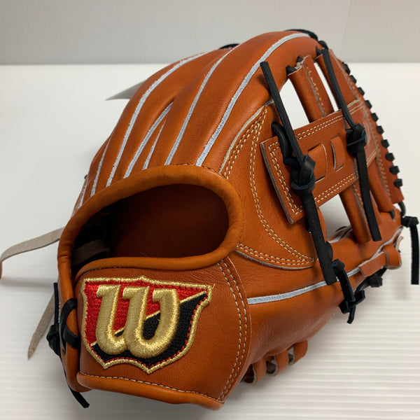 ウィルソン Wilson ウィルソンスタッフ 硬式 大人 一般 内野手用 グローブ グラブ 右投げ WBW102895 タグ付き グローブ袋付き 野球 8298