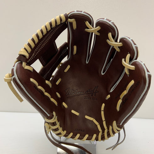 ウィルソン Wilson ウィルソンスタッフ 硬式 大人 一般 内野手用 グローブ グラブ 右投げ WBW102908 タグ付き 野球 6753