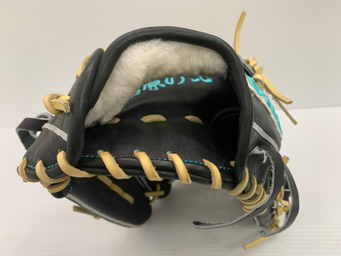 中古品 ワンオブジアンサー ONE OF THE ANSWER 硬式 外野手用グローブ ONE5 刺繍入り 3865