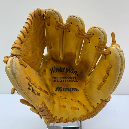 ミズノ MIZUNO 2GN30600 軟式 大人 一般 内野手用 グローブ グラブ 右投げ 中古品 野球 9196