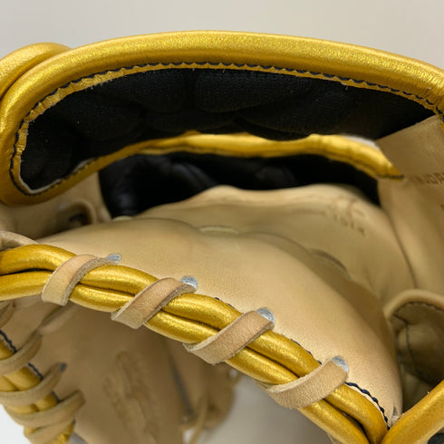 ウィルソン Wilson ウィルソンスタッフ 硬式 大人 一般 内野手用 グローブ グラブ 右投げ DP型 ウィルソンベア 中古品 野球 6568