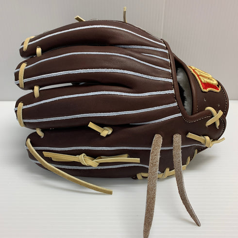 ウィルソン Wilson ウィルソンスタッフ 硬式 大人 一般 内野手用 グローブ グラブ 右投げ WBW102896 タグ付き グローブ袋付き 野球 8297