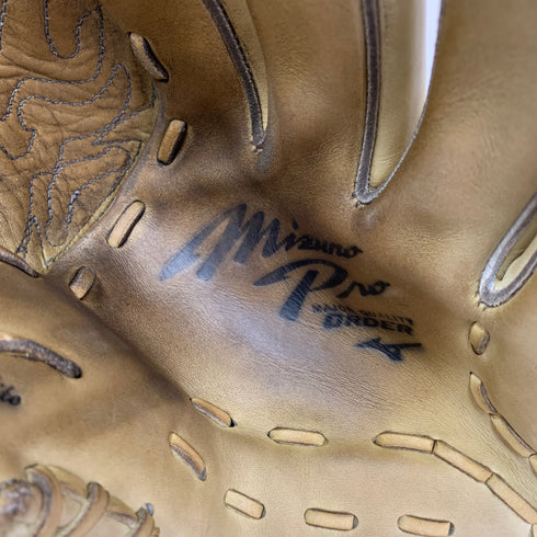 ミズノ MIZUNO ミズノプロ HAGAJAPAN 硬式 大人 一般 投手用 グローブ ピッチャー グラブ 右投げ オーダー 中古品 野球 7952