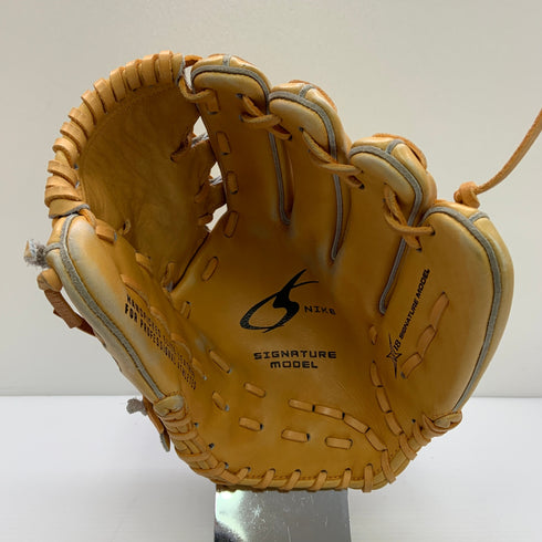 ナイキ NIKE 軟式 大人 一般 投手用 グローブ ピッチャー グラブ 右投げ 中古品 野球 9193