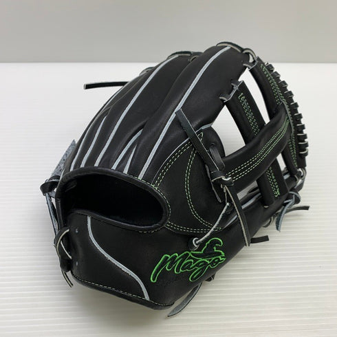中古品 マーゴ Mago 硬式 内野手用グローブ 袋付き 5559