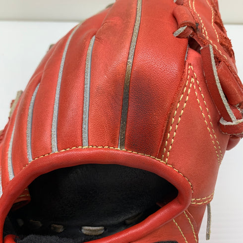 アンダーアーマー Under Armour UA 1313817 軟式 大人 一般 オールラウンド グローブ グラブ 右投げ 中古品 野球 1361