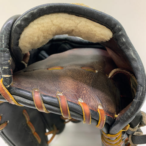 ウィルソン Wilson ウィルソンスタッフ Wilson Staff 17E 硬式 大人 一般 投手用 グローブ ピッチャー グラブ 右投げ 中古品 野球 8719