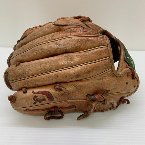 久保田スラッガー KUBOTA SLUGGER 内野手用 グローブ グラブ 右投げ 中古品 野球 8925