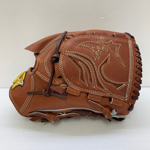 ワールドペガサス WORLD PEGASUS グランドペガサス 硬式 大人 一般 投手用 グローブ ピッチャー グラブ 右投げ WGK3GP111W タグ付き 野球 7700