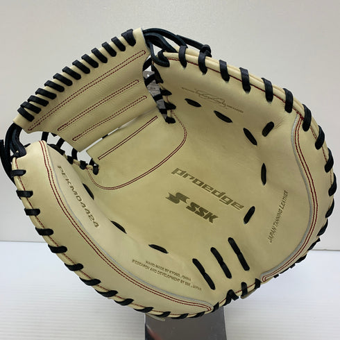 エスエスケイ SSK プロエッジ 硬式 大人 一般 キャッチャーミット 捕手 グローブ グラブ 右投げ PEKM04424 タグ付き 野球 7433