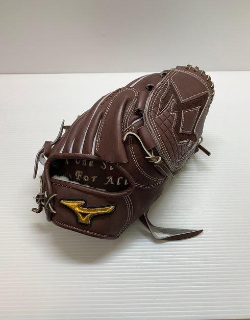 中古品 ミズノ MIZUNO ミズノプロ オーダー硬式 投手用グローブ HAGAJAPAN 刺繍有り 4369