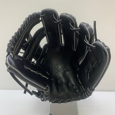 ウィルソン Wilson ウィルソンスタッフ Wilson Staff 硬式 大人 一般 内野手用 グローブ グラブ 右投げ 中古品 野球 9319