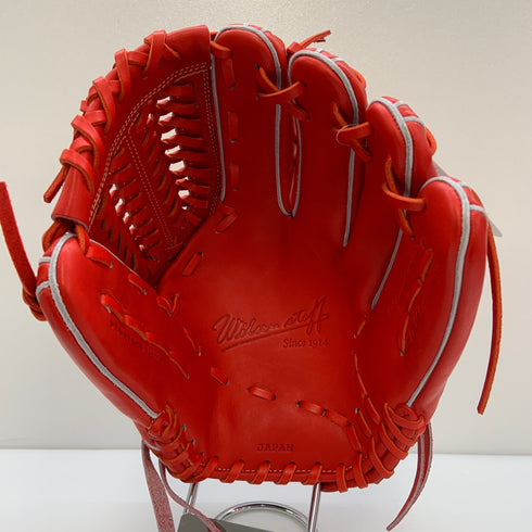 ウィルソン Wilson ウィルソンスタッフ Wilson Staff WBW103243 硬式 大人 一般 投手用 グローブ ピッチャー グラブ 右投げ タグ付き 野球 8488
