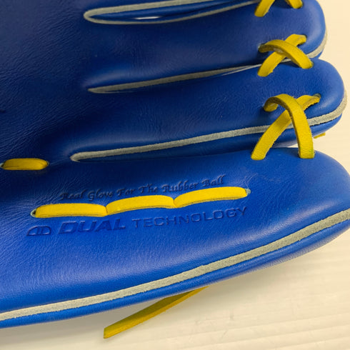 ウィルソン Wilson ウィルソンスタッフ Wilson Staff 20J 軟式 大人 一般 投手用 グローブ ピッチャー グラブ 右投げ 中古品 グローブ袋付き 野球 8629