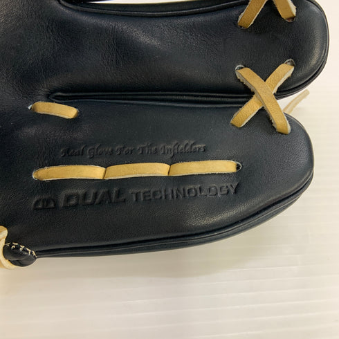 ウィルソン Wilson ウィルソンスタッフ ウィルソンベア 硬式 大人 一般 内野手用 グローブ グラブ 右投げ HWL86H 中古品 野球 7407