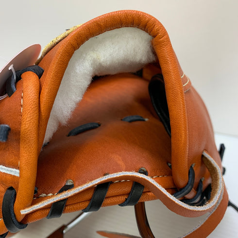 ウィルソン Wilson ウィルソンスタッフ 硬式 大人 一般 内野手用 グローブ グラブ 右投げ WBW104316 タグ付き グローブ袋付き 野球 8110
