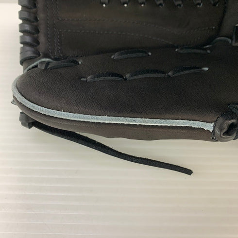 アトムズ ATOMS 硬式 大人 一般 投手用 グローブ ピッチャー グラブ 右投げ AKG-KT01 タグ付き 野球 6932