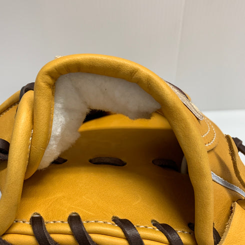 久保田スラッガー KUBOTA SLUGGER 軟式 大人 一般 内野手用 グローブ グラブ 右投げ KSN-SR1 タグ付き 野球 8310