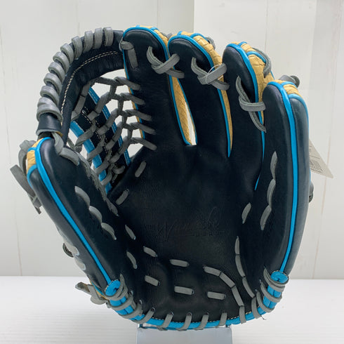 ウィルソン Wilson ワナビーヒーロー 軟式 大人 一般 内野手用 グローブ グラブ 右投げ WBW100650 タグ付き 野球 5869
