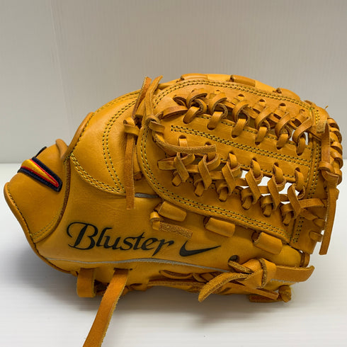 ナイキ NIKE DIAMOND EDGE Bluster 軟式 大人 一般 内野手用 グローブ グラブ 右投げ 中古品 野球 6886