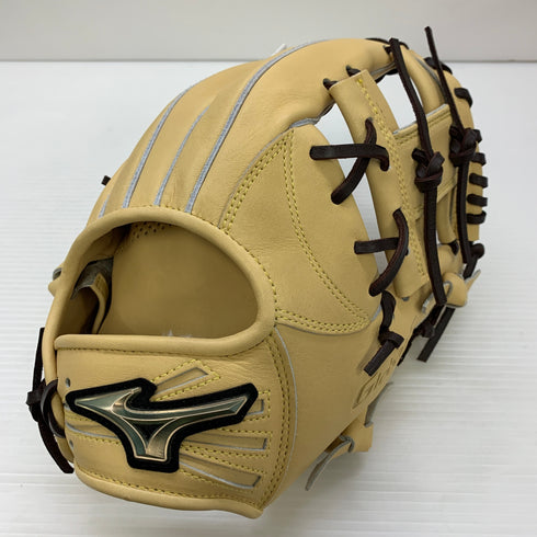 ミズノ MIZUNO グローバルエリート 軟式 大人 一般 内野手用 グローブ グラブ 右投げ 1AJGR33403 タグ付き 野球 7554