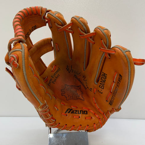 ミズノ MIZUNO ワールドウィン 硬式 大人 一般 内野手用 グローブ グラブ 右投げ 中古品 野球 6577