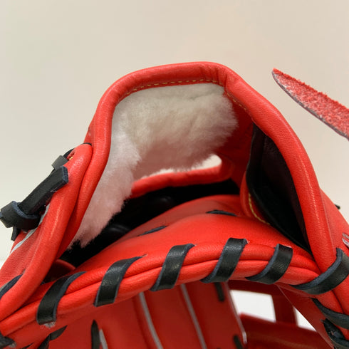 ウィルソン Wilson ウィルソンスタッフ 硬式 大人 一般 外野手用 グローブ グラブ 右投げ WBW101087 タグ付き 野球 6751