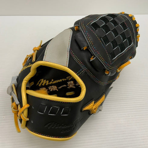 中古品 ミズノ MIZUNO ミズノプロ 軟式 ファーストミット HAGAJAPAN 刺繍入り 4223